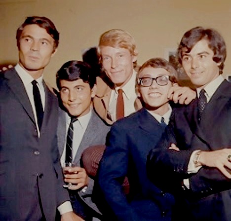 Los Bravos